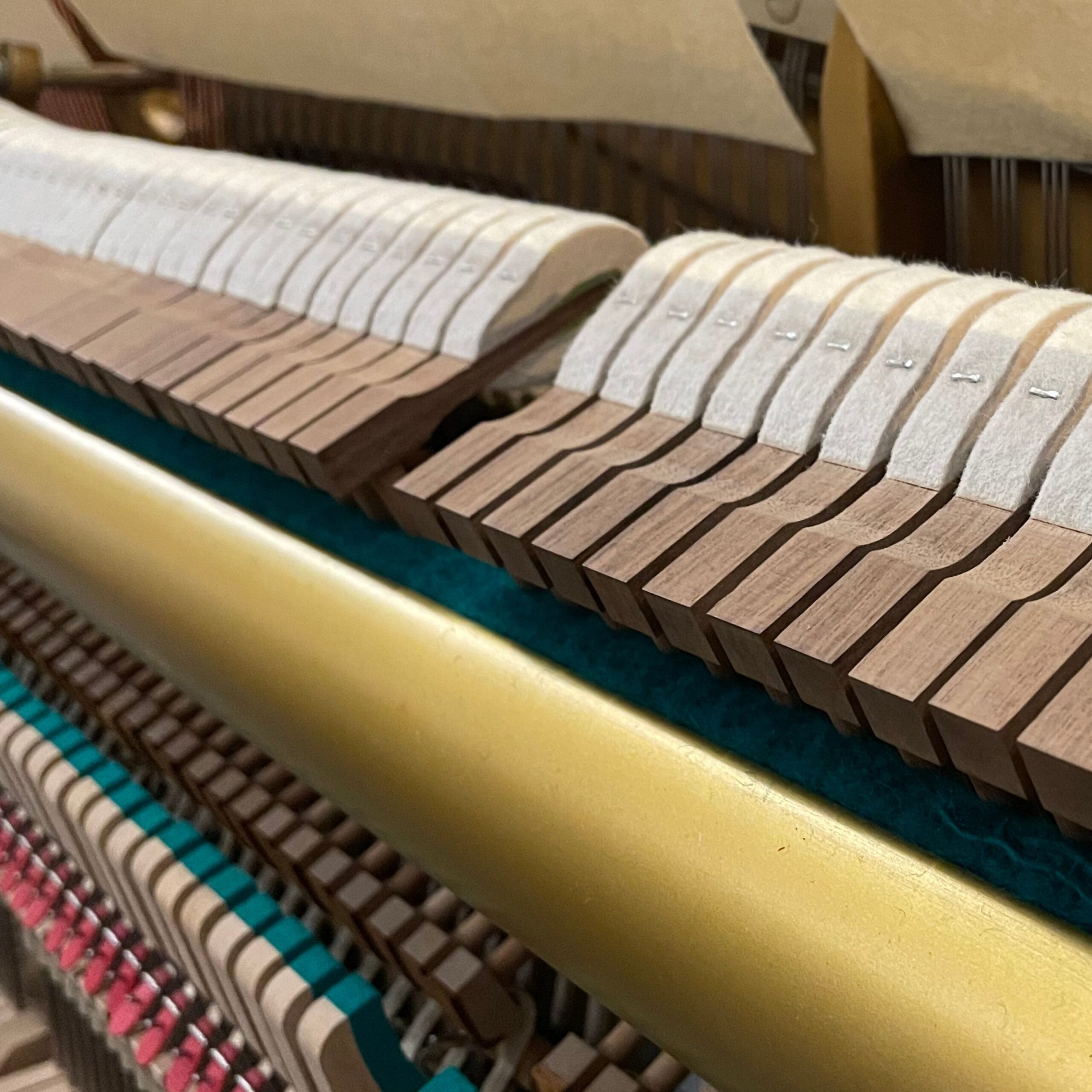Yamaha U5 pianino - slika 4